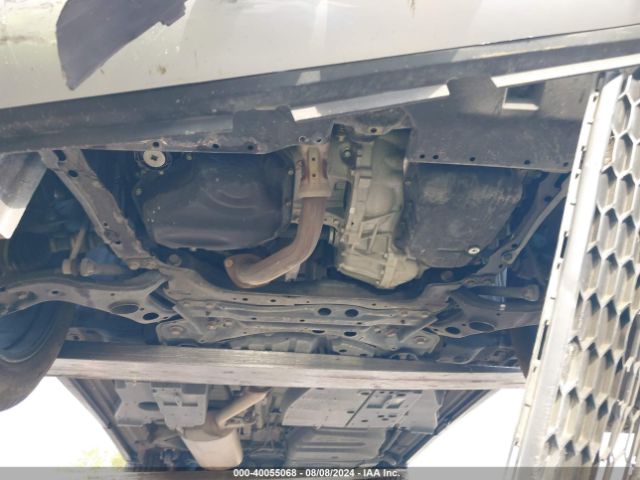 2T3NFREV1JW491219 Toyota RAV4 SE