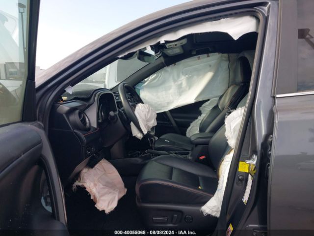 2T3NFREV1JW491219 Toyota RAV4 SE