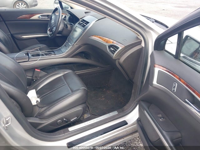 3LN6L2G92ER800156 Lincoln MKZ