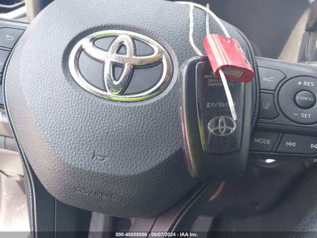 Toyota Rav4 Xle 2019 JTMW1RFV6KJ003688 Image 11