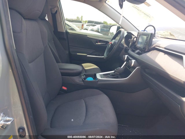 Toyota Rav4 Xle 2019 JTMW1RFV6KJ003688 Image 5