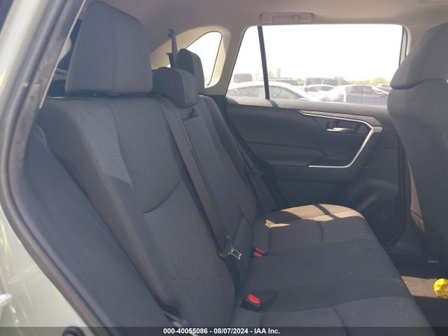 Toyota Rav4 Xle 2019 JTMW1RFV6KJ003688 Image 8