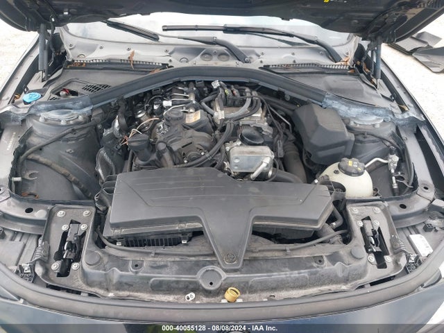 BMW 320i 2017 WBA8A9C56HK620067 Image 10