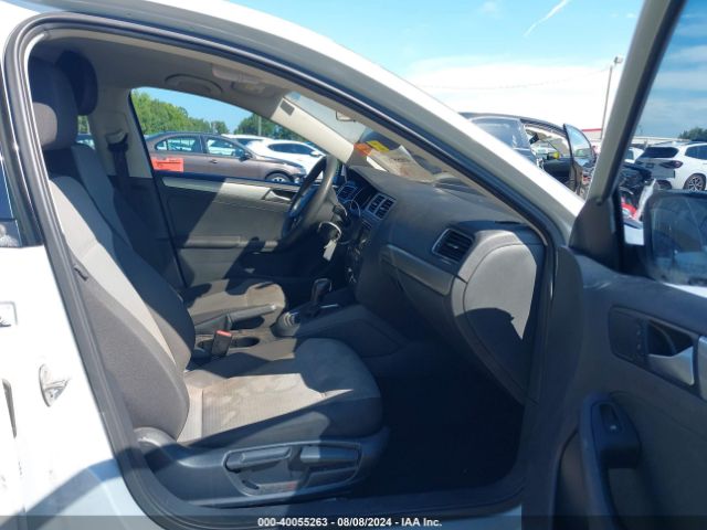 3VW2B7AJ2HM298527 Volkswagen JETTA S