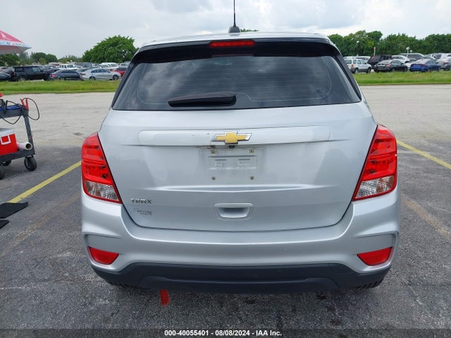 Chevrolet TRAX LS 2018 3GNCJKSB3JL383691 Image 17