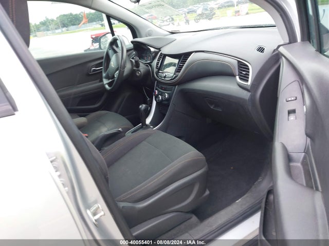 Chevrolet TRAX LS 2018 3GNCJKSB3JL383691 Image 5