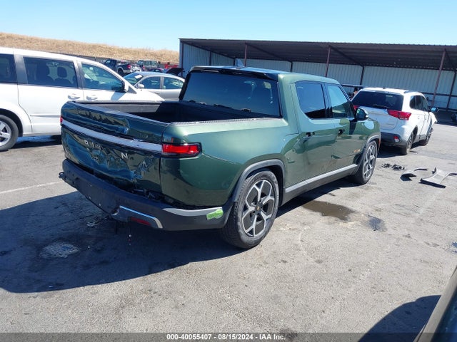 Rivian R1t Adventure 2022 7FCTGAAAXNN014174 Image 4