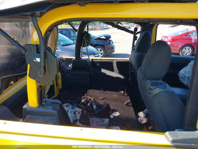 1C4GJXAN4MW662603 Jeep Wrangler Sport S 4x4