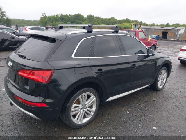 WA1BNAFY8J2245478 Audi Q5 2.0t Premium/2.0t Tech Premium