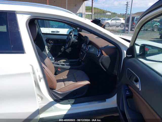WDCTG4GB5FJ037713 Mercedes-Benz Gla 250 4matic
