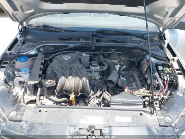 3VW2K7AJ4FM269673 Volkswagen JETTA S