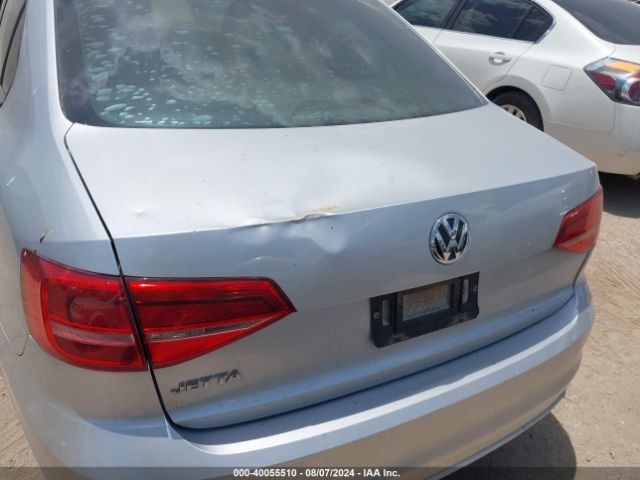 3VW2K7AJ4FM269673 Volkswagen JETTA S