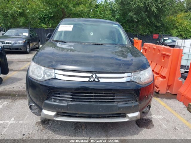 JA4AZ3A38FZ003988 Mitsubishi Outlander Se