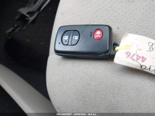 Toyota Prius Two 2014 JTDKN3DU7E1740929 Image 11