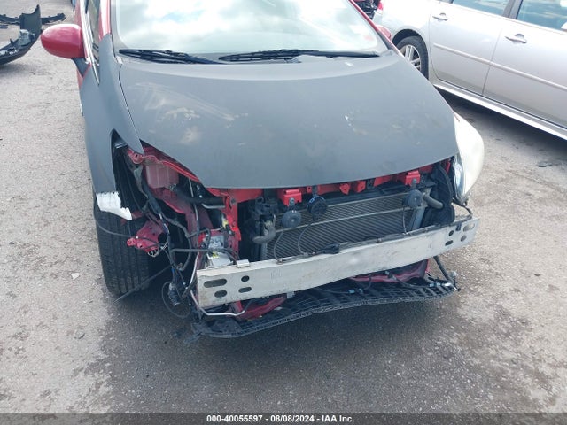 Toyota Prius Two 2014 JTDKN3DU7E1740929 Image 6