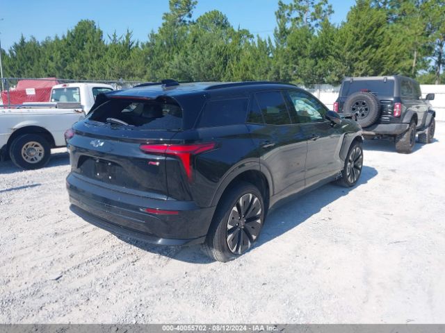 2024 CHEVROLET BLAZER EV 3GNKDCRJ8RS220753 Photo 3