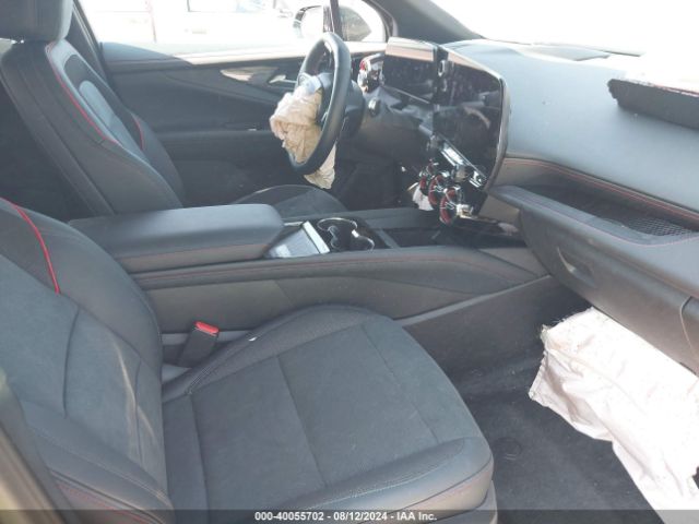 2024 CHEVROLET BLAZER EV 3GNKDCRJ8RS220753 Photo 4
