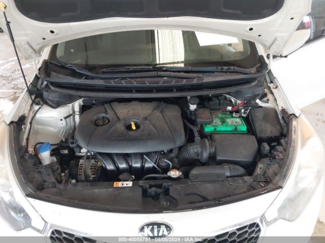 KNAFK4A63F5309453 KIA FORTE LX