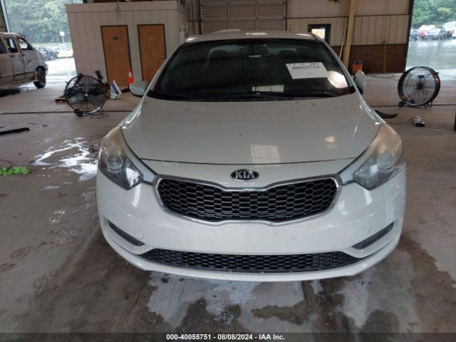 KNAFK4A63F5309453 KIA FORTE LX