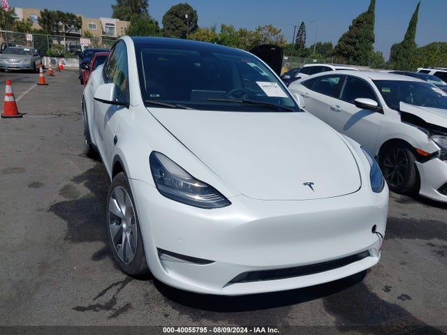 7SAYGDEE9NF346778 Tesla Model Y Long Range Dual Motor All-wheel Drive