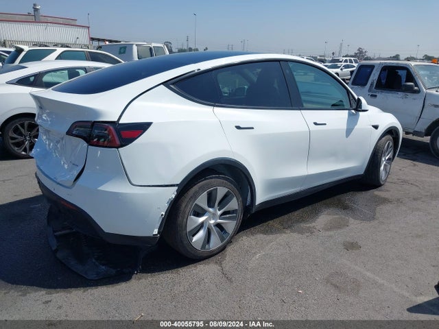 7SAYGDEE9NF346778 Tesla Model Y Long Range Dual Motor All-wheel Drive