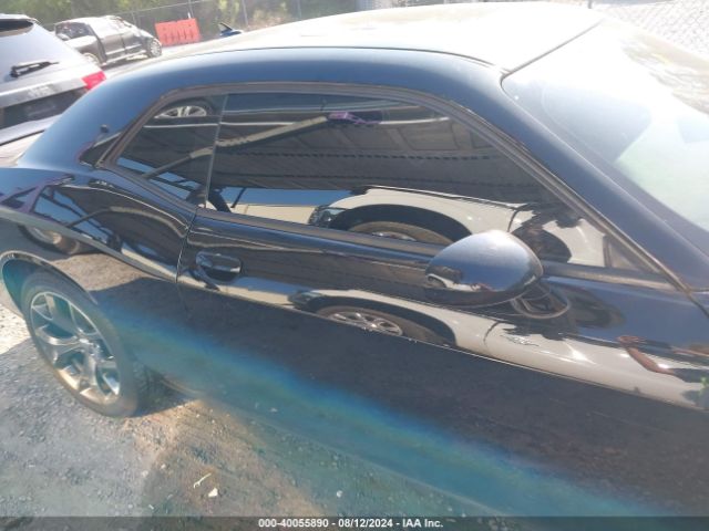 2C3CDZBG7FH823033 Dodge Challenger Sxt Plus
