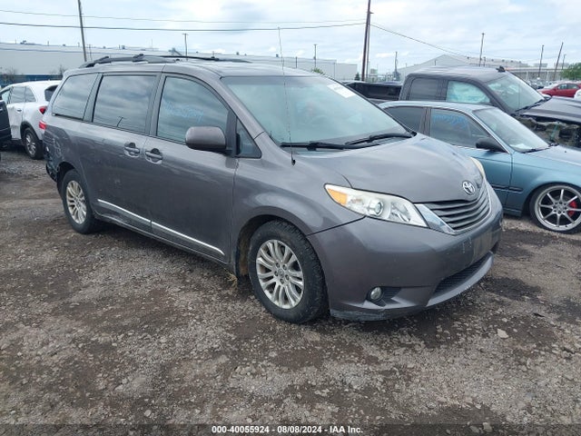 Toyota Sienna Xle/limited 2014 5TDYK3DC6ES409613 zdjęcie główne