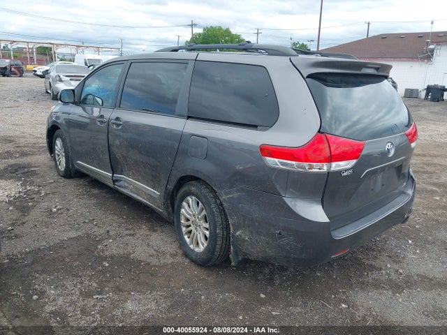 Toyota Sienna Xle/limited 2014 5TDYK3DC6ES409613 Image 3
