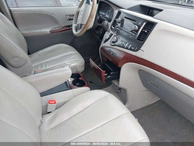 Toyota Sienna Xle/limited 2014 5TDYK3DC6ES409613 Image 5