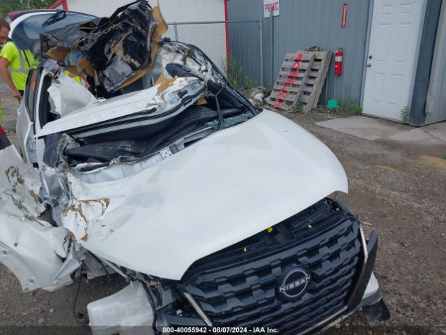 3N1CP5DV7PL553174 Nissan KICKS SR