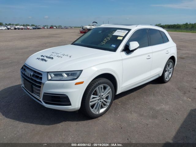 WA1BNAFY7J2222113 Audi Q5 2.0t Premium
