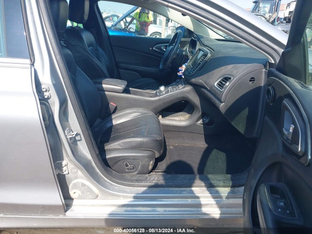 Chrysler 200 C 2015 1C3CCCCG8FN515407 Image 5