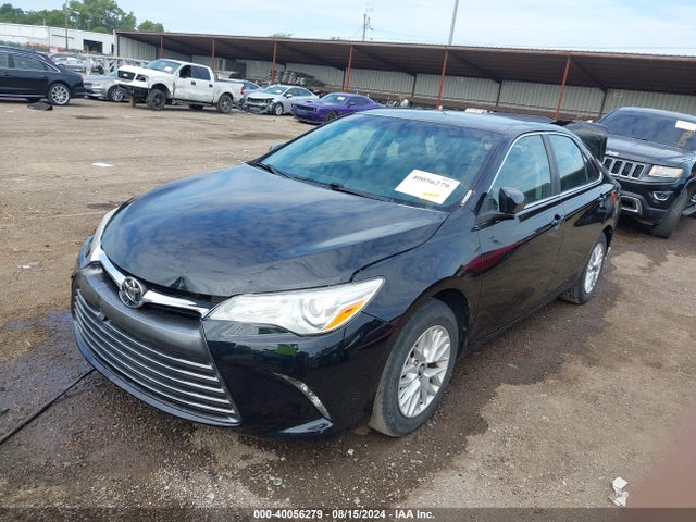 Toyota CAMRY LE 2016 4T4BF1FK1GR563892 Image 2