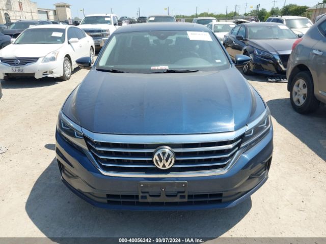 1VWSA7A30MC015591 Volkswagen Passat 2.0t Se