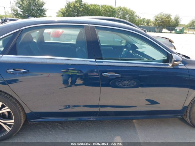 1VWSA7A30MC015591 Volkswagen Passat 2.0t Se