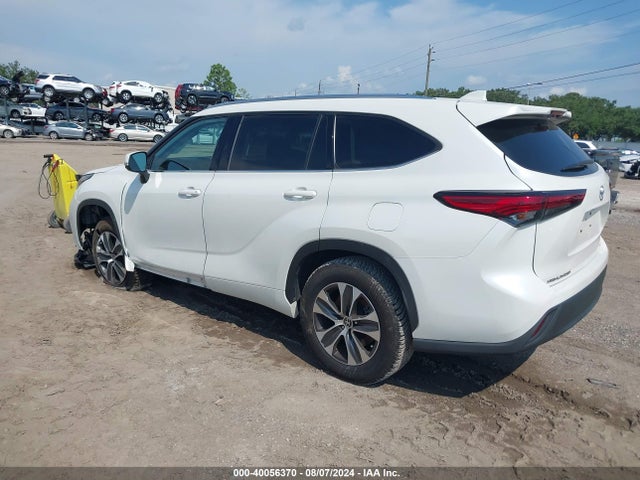 Toyota Highlander Xle 2020 5TDGZRAH0LS513151 Image 3
