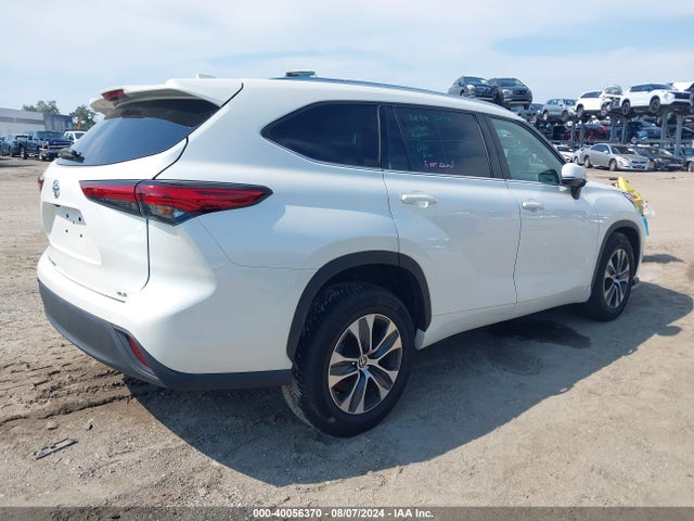 Toyota Highlander Xle 2020 5TDGZRAH0LS513151 Image 4