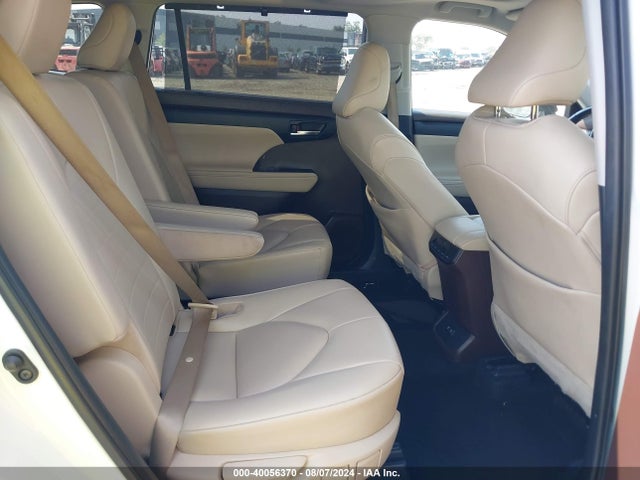Toyota Highlander Xle 2020 5TDGZRAH0LS513151 Image 8