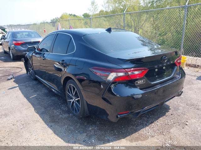 Toyota CAMRY SE 2021 4T1G11AK0MU447360 Image 3