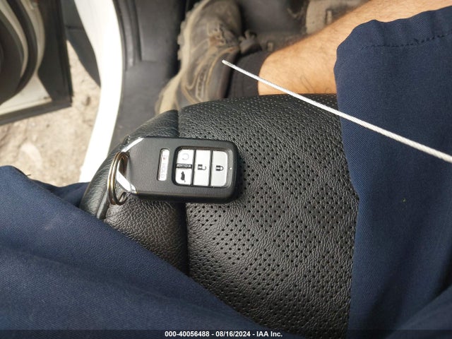 Honda Passport Elite 2019 5FNYF8H06KB007866 Image 11
