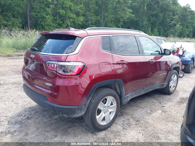 3C4NJDBB7NT147449 Jeep Compass Latitude 4x4