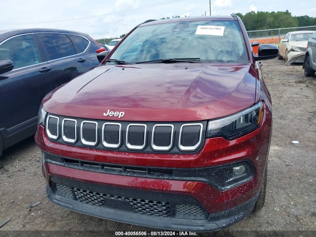 3C4NJDBB7NT147449 Jeep Compass Latitude 4x4