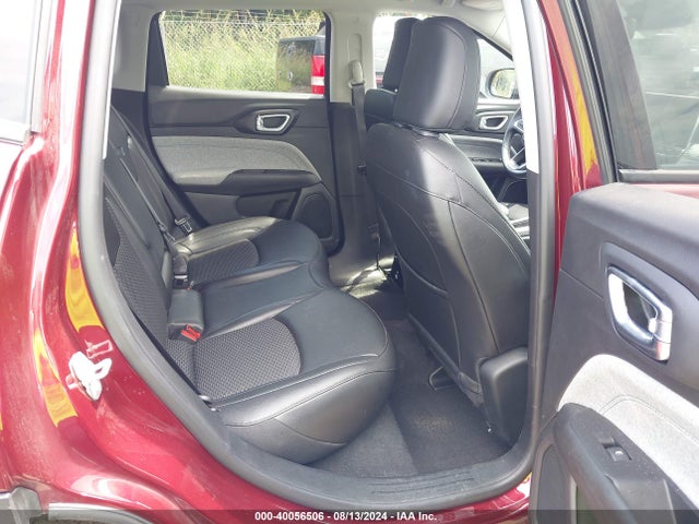 3C4NJDBB7NT147449 Jeep Compass Latitude 4x4