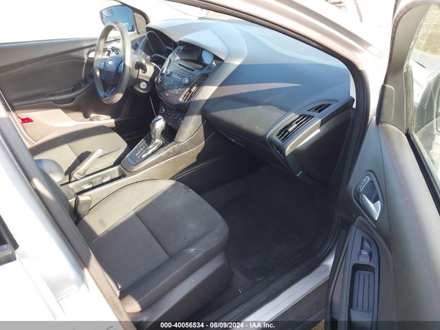 Ford FOCUS SE 2016 1FADP3K22GL351763 Image 5