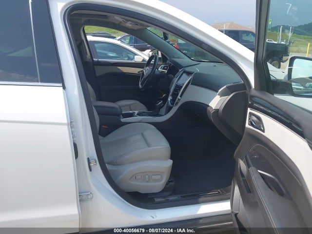 3GYFNEE33GS524137 Cadillac Srx Luxury Collection