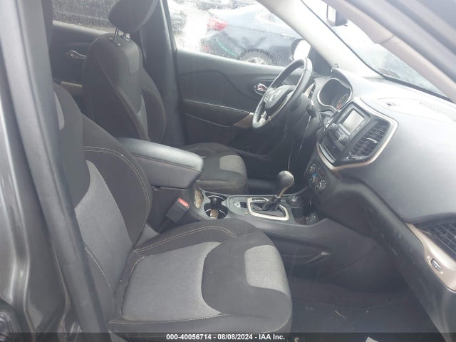 1C4PJMAB9HW635990 Jeep Cherokee Altitude 4x4