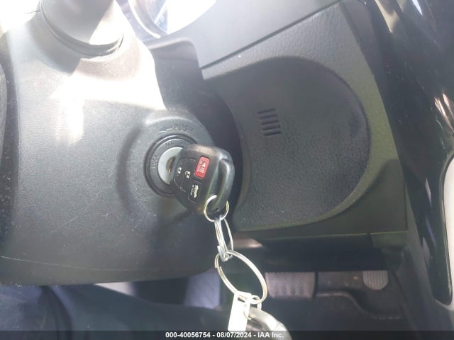 Toyota COROLLA LE 2018 5YFBURHE7JP820634 Image 11