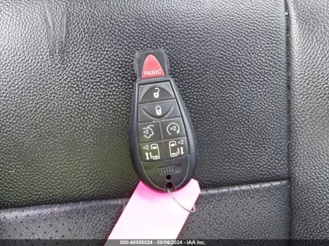 2C4RC1CG9ER339317 Chrysler Town & Country Touring-l
