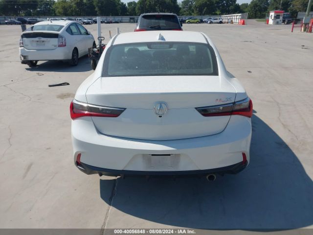 19UDE2F38LA010470 Acura Ilx Standard