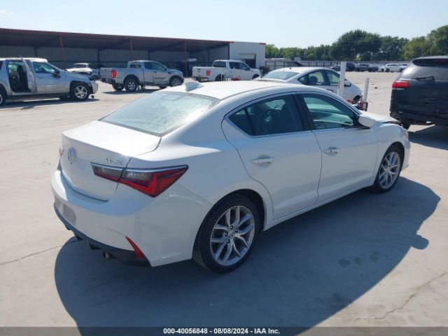19UDE2F38LA010470 Acura Ilx Standard